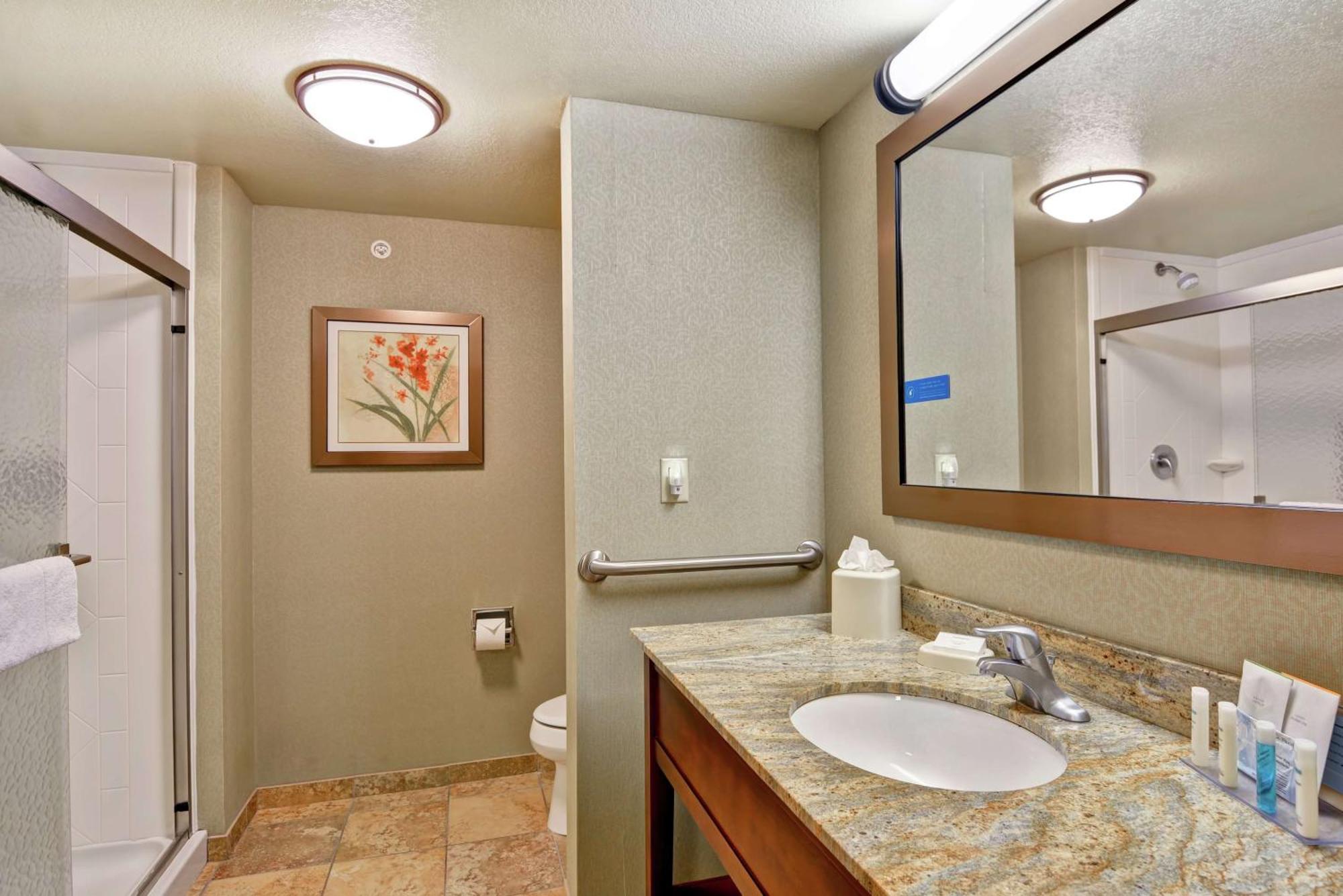 Hampton Inn And Suites New Hartford/Utica Eksteriør bilde